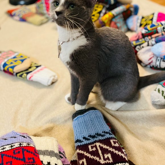 HAND KNITTED SOCKS Christmas Gift For Loved Ones Warm Soft Hand-Made Super Cool - Picture 4 of 5